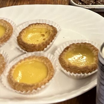180 Cafe - Egg tarts - Cafes Near Me - Boston, Massachusetts
