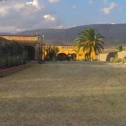 El Famoso - Entrada