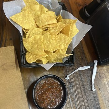 Los 2 Compadres - Complimentary Chip and salsa - Mexican Near Me - Pleasant Grove, Utah Los 2 Compadres - Complimentary Chip and salsa - Mexican Near Me - Pleasant Grove, Utah