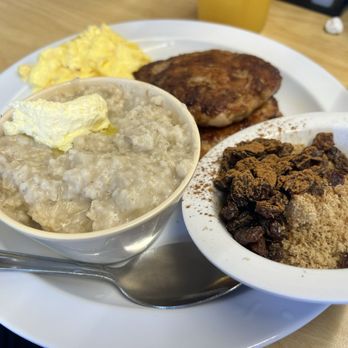 The Serving Spoon - Breakfast & Brunch Near Me - Inglewood, California The Serving Spoon - Breakfast & Brunch Near Me - Inglewood, California