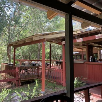 Back Porch - American Near Me - Lake Alfred, Florida