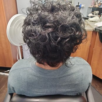 The Golden Touch - Hair Stylists Near Me The Golden Touch - Hair Stylists Near Me