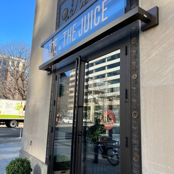 JOE & THE JUICE - Front entrance - Juice Bars & Smoothies Near Me - Washington, DC, District of Columbia JOE & THE JUICE - Front entrance - Juice Bars & Smoothies Near Me - Washington, DC, District of Columbia