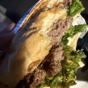 Fergburger - Burgers Near Me - Queenstown, OTA