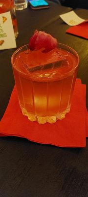 Saint Sushi Westmount by null