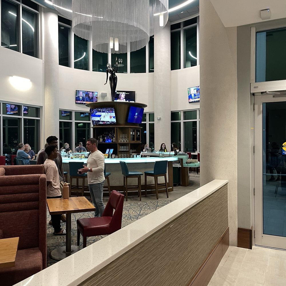 Embassy Suites by Hilton Sarasota - Bar - Hotels Near Me - Sarasota, Florida