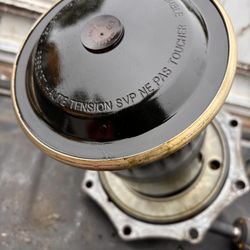 AD-9 air dryer on commercial truck