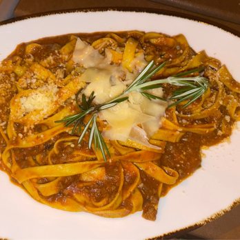 The Strand at Carillon Miami - Bolognese pasta, The Strand Waterfront Restaurant, Carrillon Resort, South Beach, Miami - Seafood Near Me - Miami Beach, Florida
