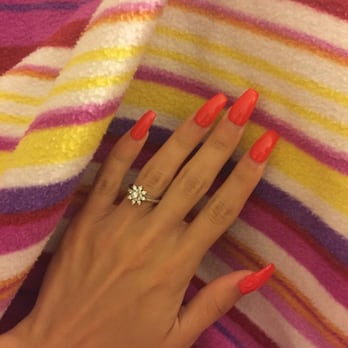 Luxy Nails - Nail Salons Near Me - Toronto, Ontario Luxy Nails - Nail Salons Near Me - Toronto, Ontario