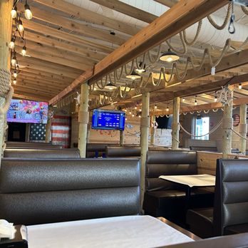 Holy Crab - Restaurant - Seafood Near Me - East Peoria, Illinois Holy Crab - Restaurant - Seafood Near Me - East Peoria, Illinois