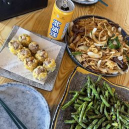 Ricenoodle w.Beef Green Beans w.Garlic Ricenoodle w.Beef Green Beans w.Garlic