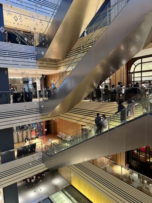 Tokyo Midtown by null