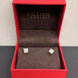 Valliani Jewelers - Natural diamonds earrings