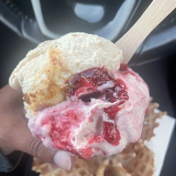 Bacio di Latte - salted caramel and cherries & cream - Gelato Near Me - Marina del Rey, California