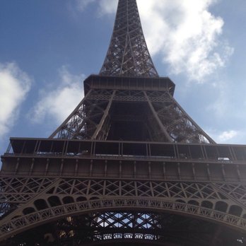 Hotel de la Tremoille - Traditional beautiful Monument. - Hotels Near Me - Paris, 75
