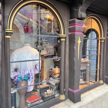 Merlin’s Marketplace - Outside display - Souvenir Shops Near Me - Anaheim, California Merlin’s Marketplace - Outside display - Souvenir Shops Near Me - Anaheim, California