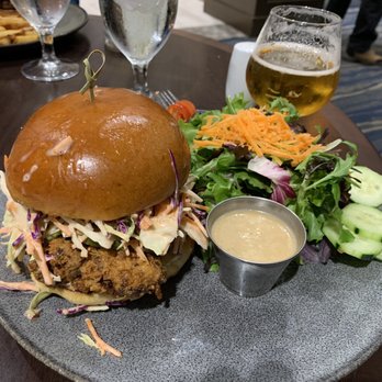 Valle Eatery & Bar - Fried Chicken Sandwich - Bars Near Me - Lompoc, California Valle Eatery & Bar - Fried Chicken Sandwich - Bars Near Me - Lompoc, California