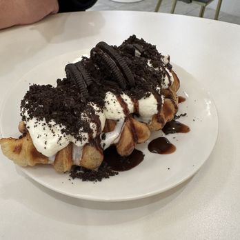 Fluffy Fluffy - Oreo waffle - Desserts Near Me - Tustin, California Fluffy Fluffy - Oreo waffle - Desserts Near Me - Tustin, California