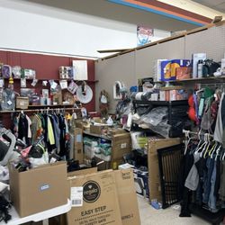 Hillview Peddlers Mall