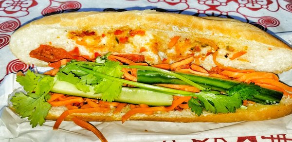 Banh Mi Saigon by null