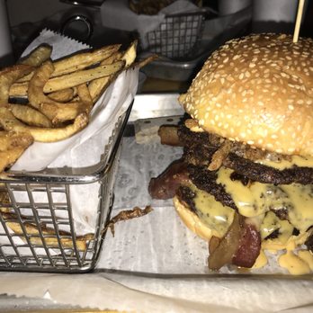Brgr Stop - Burgers Near Me - Coconut Creek, Florida