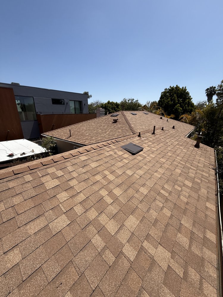 Slide of Hull Brothers Roofing