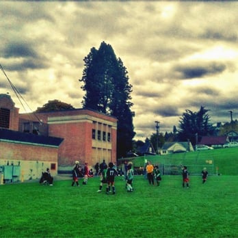 Chapman Elementary School - Fall Rec Soccer - Elementary Schools Near Me - Portland, Oregon