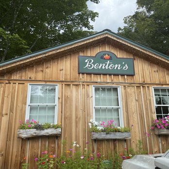Benton's Sugar Shack - Benton's Sugar Shack - Breakfast & Brunch Near Me - Thornton, New Hampshire Benton's Sugar Shack - Benton's Sugar Shack - Breakfast & Brunch Near Me - Thornton, New Hampshire