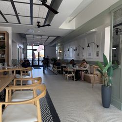 Frothy Rooster - Inside