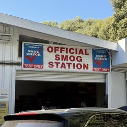 Kwic Smog Center - Car Entrance