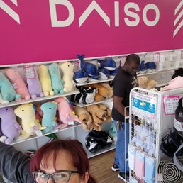DAISO