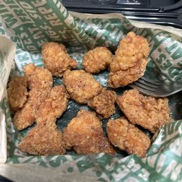 Boneless Lemmon pepper Boneless Lemmon pepper