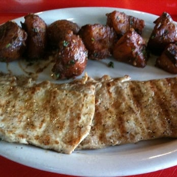 La Granja Restaurant - Seafood Near Me - Hialeah, Florida