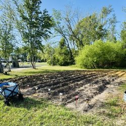Pebble Hill RV Resort - Garden