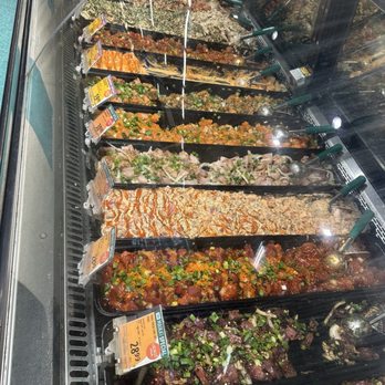 Foodland - Grocery Near Me - Haleiwa, Hawaii