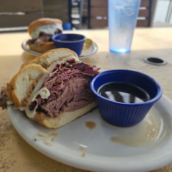 Hofbrau - Sandwiches Near Me - Morro Bay, California