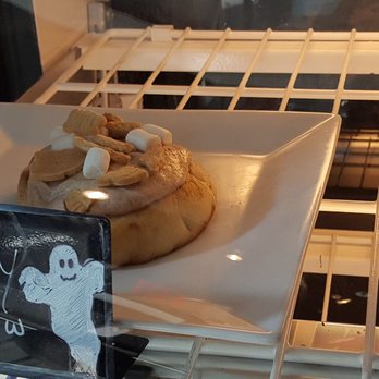 Cinnaholic - forgot this flavor sorry - Desserts Near Me - Atlanta, Georgia Cinnaholic - forgot this flavor sorry - Desserts Near Me - Atlanta, Georgia