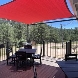 Colorado Cherry Company - Outdoor seating