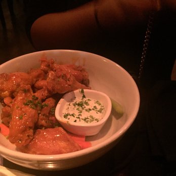 Marlow's Tavern - Sweet and hot wings - New American Near Me - Orlando, Florida Marlow's Tavern - Sweet and hot wings - New American Near Me - Orlando, Florida