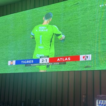 Pochitos Mariscos y Mas - Big screen TV watching sports - Sushi Bars Near Me - Houston, Texas Pochitos Mariscos y Mas - Big screen TV watching sports - Sushi Bars Near Me - Houston, Texas