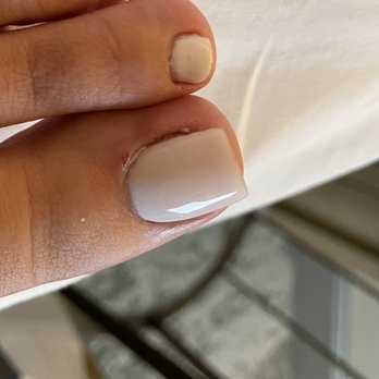 MOI Nails Studio - Where I was cut on my big toe - Nail Salons Near Me - Los Angeles, California MOI Nails Studio - Where I was cut on my big toe - Nail Salons Near Me - Los Angeles, California