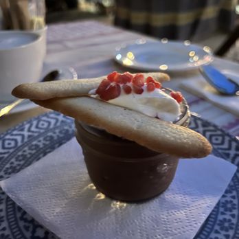 Biff's Bistro - Pot a Chocolate - French Near Me - Toronto, Ontario