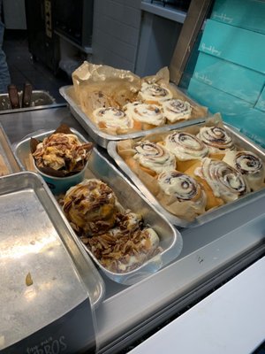 Auntie Anne's by null