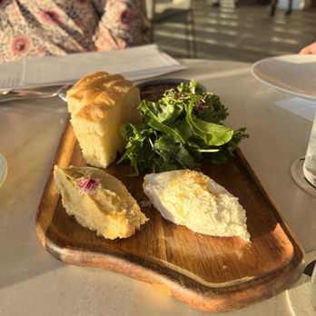 Quiora - Dip spread - Italian Near Me - Honolulu, Hawaii