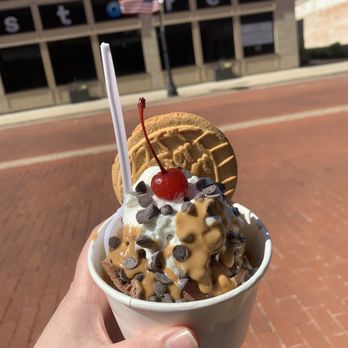 Cook & Co - The Grand sundae (regular) - Desserts Near Me - Ionia, Michigan Cook & Co - The Grand sundae (regular) - Desserts Near Me - Ionia, Michigan