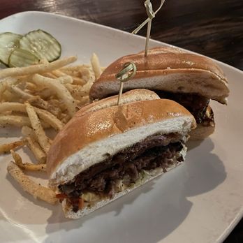 Moody's Lounge - Ruckus Burger - Lounges Near Me - Grand Junction, Colorado