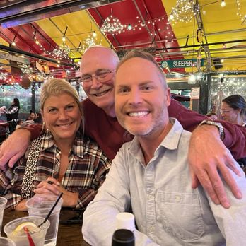 Barking Crab - Cool atmosphere - Seafood Near Me - Boston, Massachusetts