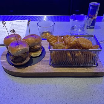 Five Iron Golf - Sliders & Waffle Fries - Golf Near Me - Chicago, Illinois