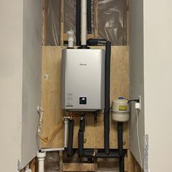 Holy Water Plumbing - New Rinnai RXP 199in install!