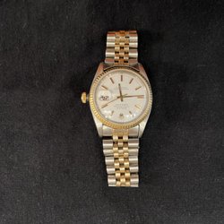 Scv Gold & Silver - We buy Rolex watches.